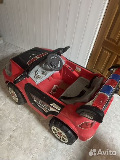 Детский электромобиль