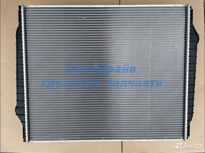 Радиатор Volvo FL6 20555288