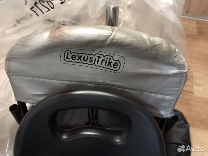 Велосипед трехколесный с ручкой