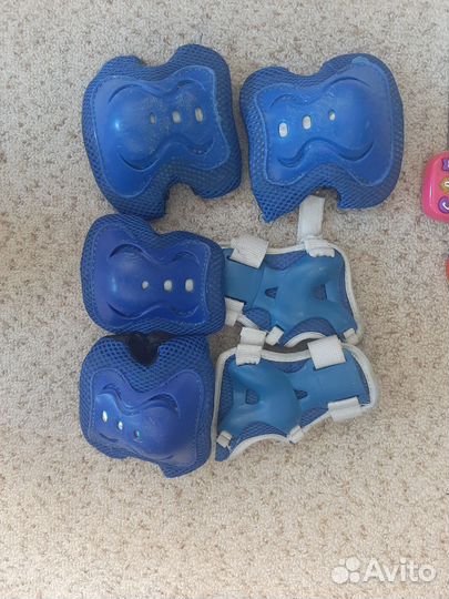 Кубики, губная гармошка и тд