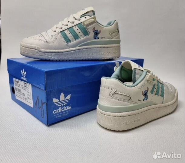 Кроссовки adidas