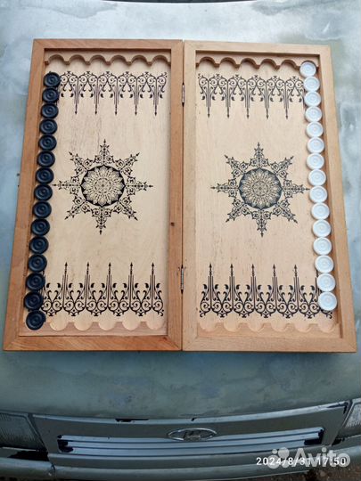 Нарды и шахматы