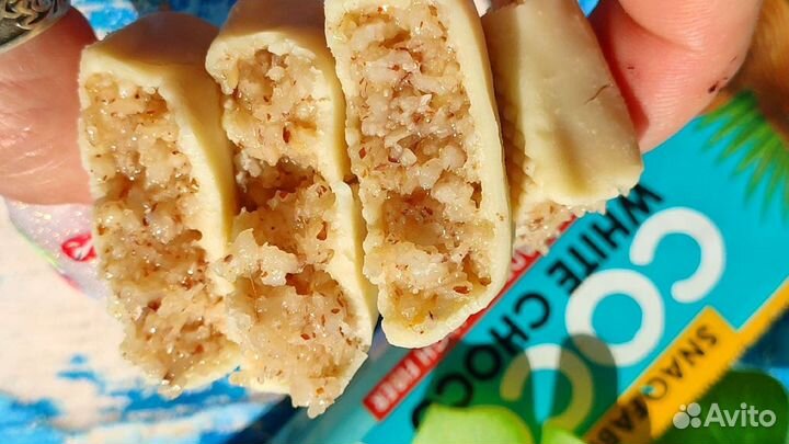 Протеиновые батончики и шоколад без сахара