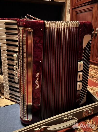 Аккордеон немецкий weltmeister 4/4