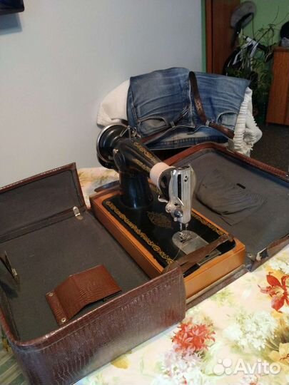 Швейная машинка подольская ручная