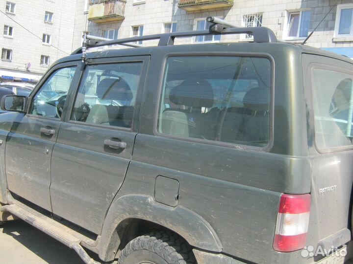 Багажники на крышу УАЗ Патриот
