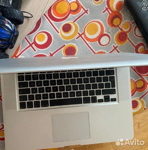 Macbook PRO 15, A1286 core I7 2.66+ GeForce 330