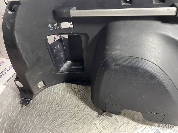 Обшивка багажника Peugeot 4007