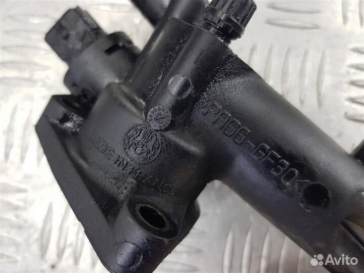 Корпус термостата (Термостат) рено Kangoo 1