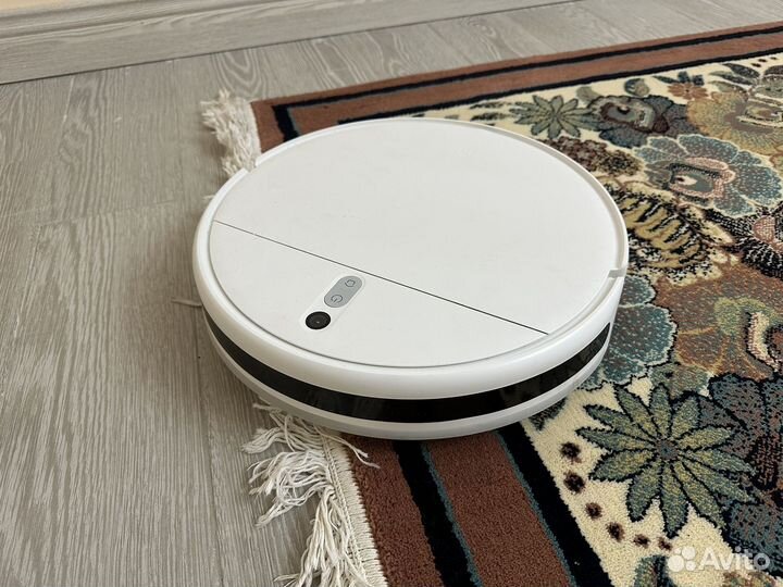 Робот пылесос