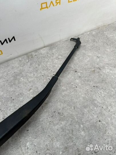 Стеклоочиститель передний правый Mercedes-Benz