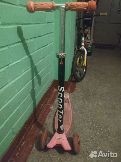 Самокат детский трехколесный