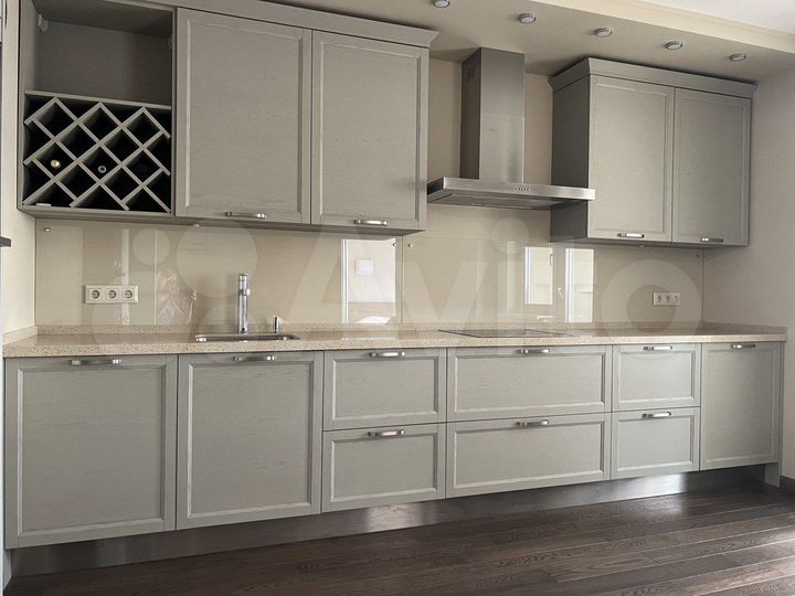 3-к. квартира, 77 м², 13/24 эт.