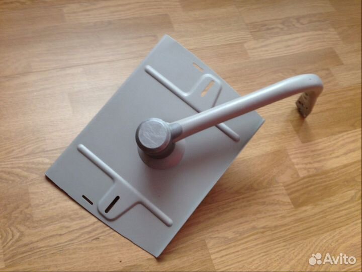 Кронштейн под телевизор