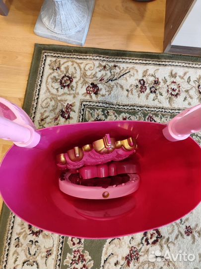 Столик для девочек