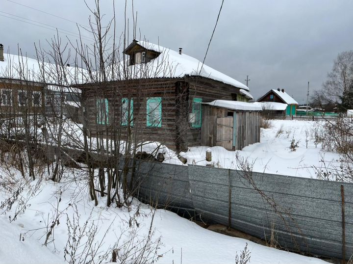 Дом 58 м² на участке 10 сот.