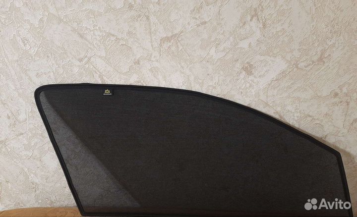 Сетки на окна автомобиля