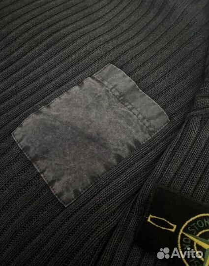 Свитер муской stone island