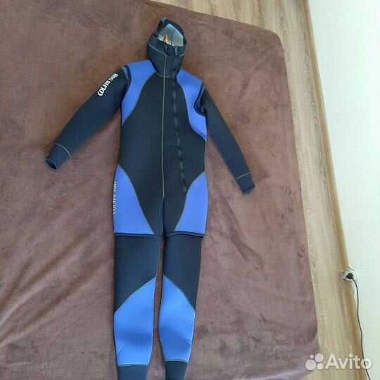 Гидрокостюм для дайвинга