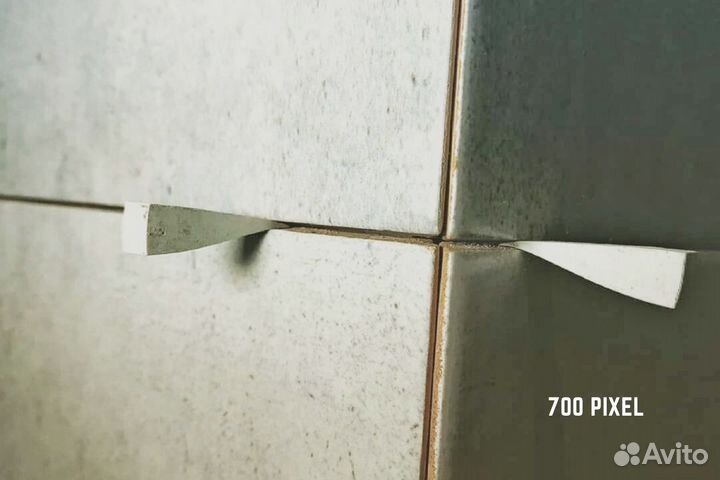 Профессиональный плиточник, а не иллюзия