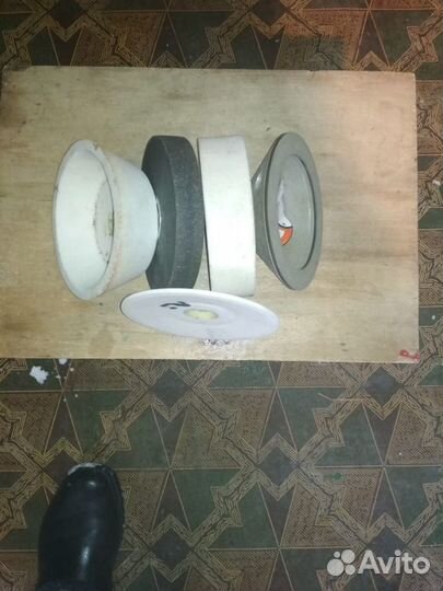 Наждак с электродвигателем