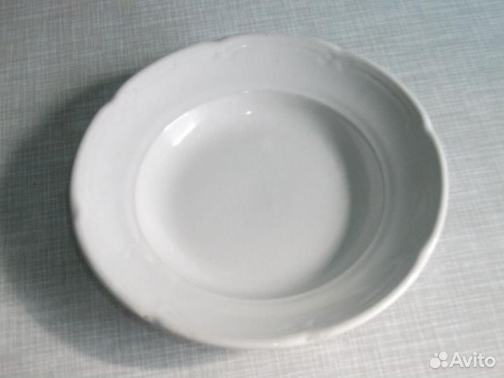 Тарелка Бугульминский фарфоровый завод 1970, СССР
