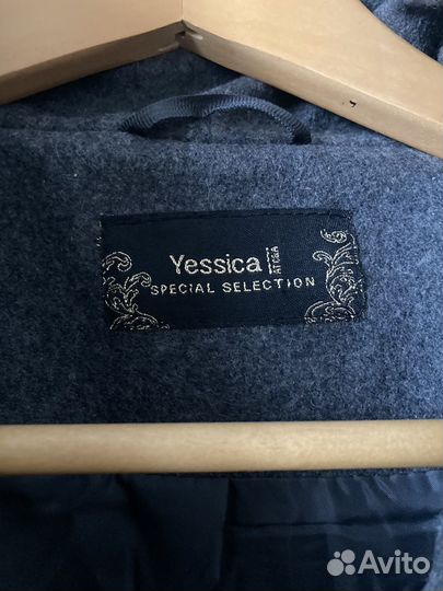 Пальто демисезонное