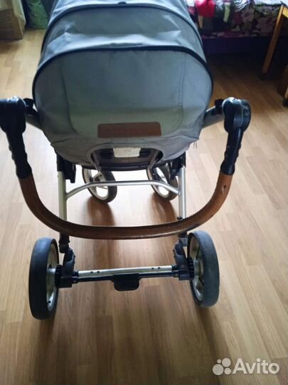 Прогулочная коляска Mutsy Evo