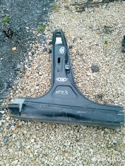 Стойка кузова средняя Шевроле Круз