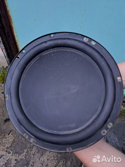 Сабвуфер Alpine type E10