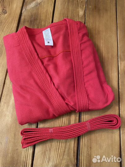 Самбовка новая. Рост 165 см. Красная