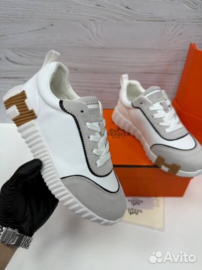 Кроссовки женские hermes