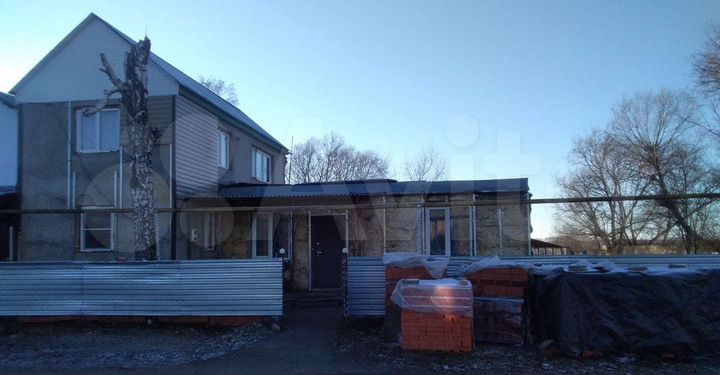 Дом 147 м² на участке 9,87 га