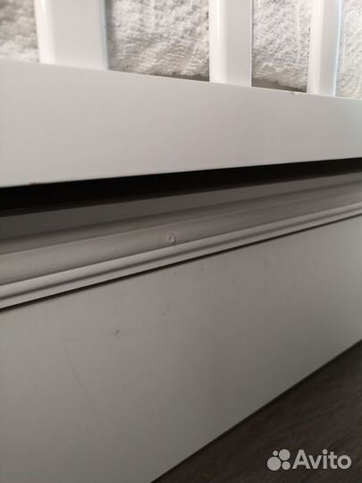 Детская кроватка с поперечным маятником