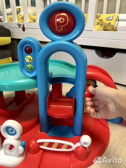 Трек парковка для машинок