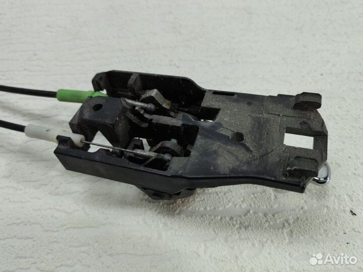 Замок двери передний левый Toyota Mark Ii 2002