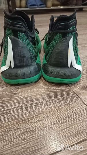Баскетбольные кроссовки мужские