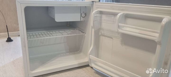 Холодильник бу маленький