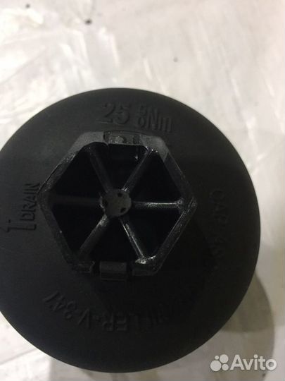 Крышка корпуса масляного фильтра\ ford Transit