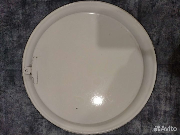 Поднос круглый металлический