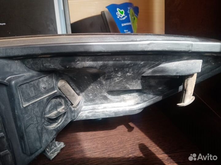 Фара правая Форд Мондео 4 ксенон