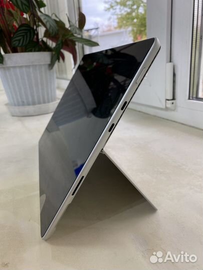 Планшет microsoft surface pro 8