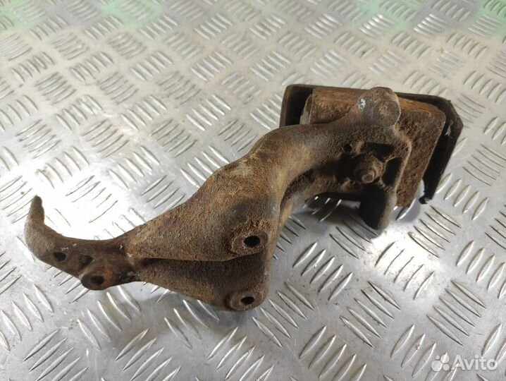 Опора двигателя левая Daihatsu Atrai 7