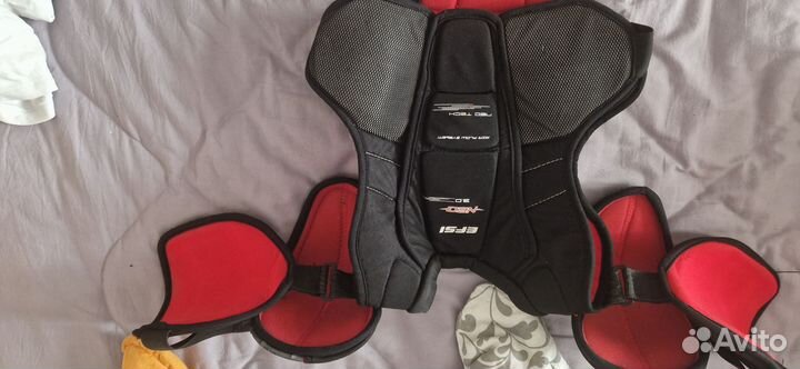 Нагрудник б/у