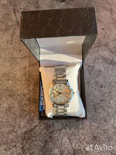 Часы Casio