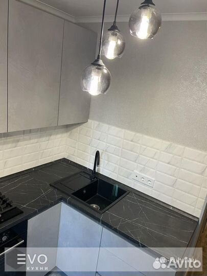 Маленькая кухня для квартиры на заказ