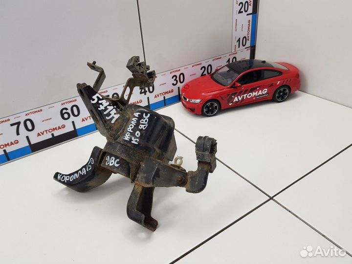 Опора двигателя правая (Toyota Corolla)