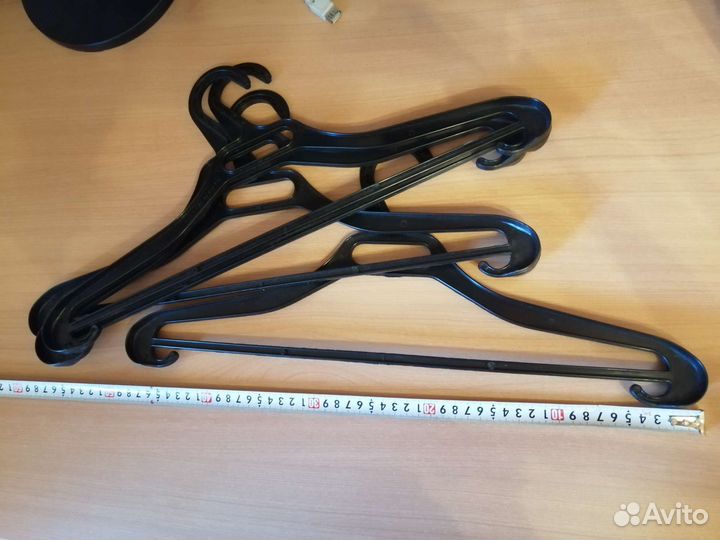 Вешалки плечики