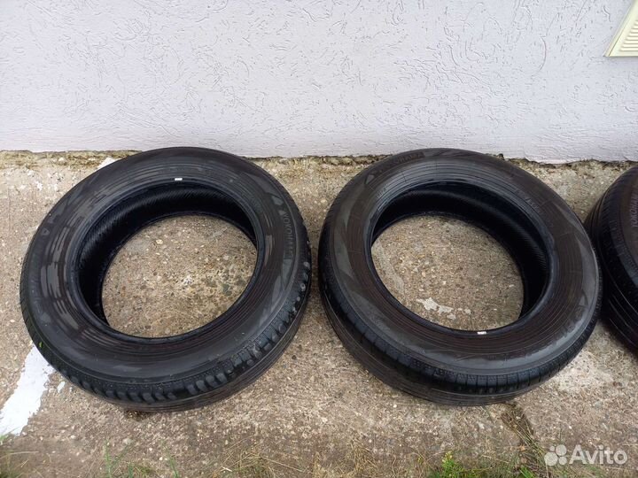 Yokohama BluEarth AE50 215/65 R17 99V