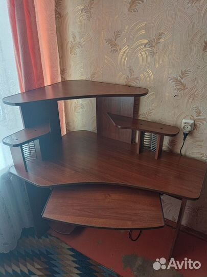 Компьютерный стол бу